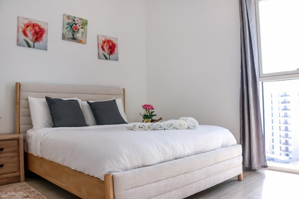 The bedroom, queen bed